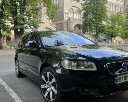 Чорний Вольво V50, об'ємом двигуна 1.6 л та пробігом 228 тис. км за 8600 $, фото 1 на Automoto.ua