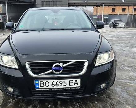 Чорний Вольво V50, об'ємом двигуна 1.6 л та пробігом 257 тис. км за 8200 $, фото 1 на Automoto.ua