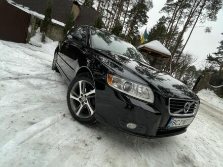 Чорний Вольво V50, об'ємом двигуна 1.6 л та пробігом 227 тис. км за 7900 $, фото 1 на Automoto.ua