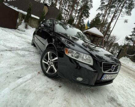 Черный Вольво В50, объемом двигателя 1.6 л и пробегом 227 тыс. км за 7900 $, фото 1 на Automoto.ua