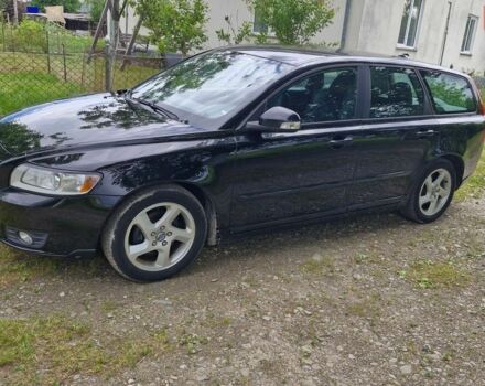 Чорний Вольво V50, об'ємом двигуна 1.6 л та пробігом 225 тис. км за 7500 $, фото 1 на Automoto.ua