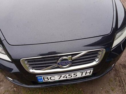 Черный Вольво В50, объемом двигателя 1.56 л и пробегом 248 тыс. км за 8400 $, фото 1 на Automoto.ua