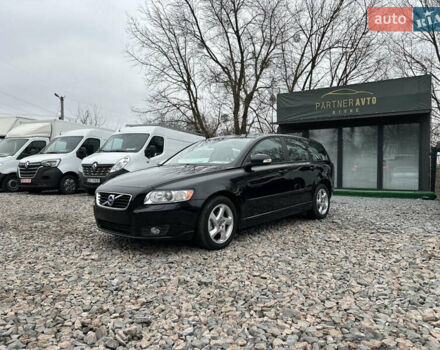 Чорний Вольво V50, об'ємом двигуна 2 л та пробігом 212 тис. км за 8300 $, фото 1 на Automoto.ua