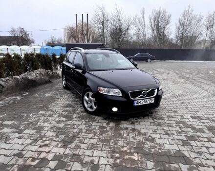 Чорний Вольво V50, об'ємом двигуна 1.6 л та пробігом 300 тис. км за 7500 $, фото 1 на Automoto.ua