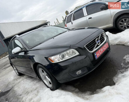Чорний Вольво V50, об'ємом двигуна 1.6 л та пробігом 234 тис. км за 7100 $, фото 1 на Automoto.ua