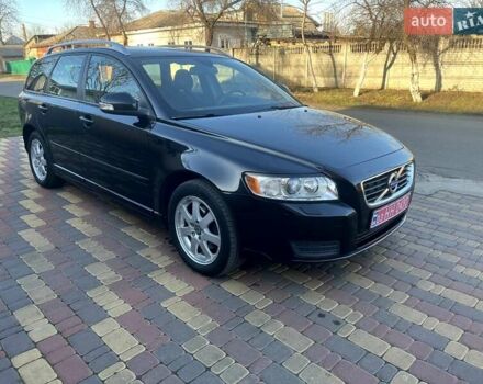 Чорний Вольво V50, об'ємом двигуна 1.6 л та пробігом 238 тис. км за 9300 $, фото 1 на Automoto.ua