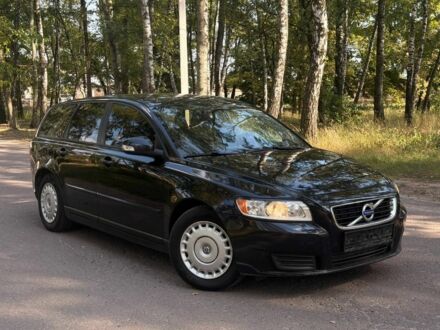 Чорний Вольво V50, об'ємом двигуна 0 л та пробігом 180 тис. км за 7199 $, фото 1 на Automoto.ua
