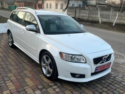 Чорний Вольво V50, об'ємом двигуна 2 л та пробігом 296 тис. км за 10700 $, фото 1 на Automoto.ua