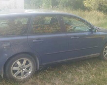 Фиолетовый Вольво В50, объемом двигателя 2 л и пробегом 275 тыс. км за 5200 $, фото 5 на Automoto.ua