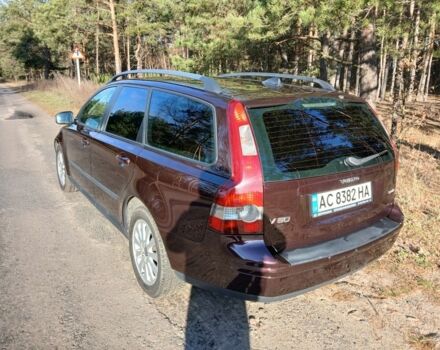 Фіолетовий Вольво V50, об'ємом двигуна 2 л та пробігом 300 тис. км за 4999 $, фото 4 на Automoto.ua