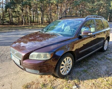 Фиолетовый Вольво В50, объемом двигателя 2 л и пробегом 300 тыс. км за 4999 $, фото 1 на Automoto.ua