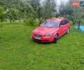 Красный Вольво В50, объемом двигателя 2 л и пробегом 350 тыс. км за 5200 $, фото 1 на Automoto.ua