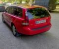 Красный Вольво В50, объемом двигателя 2 л и пробегом 350 тыс. км за 4200 $, фото 3 на Automoto.ua