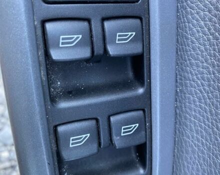 Красный Вольво В50, объемом двигателя 2 л и пробегом 170 тыс. км за 2950 $, фото 6 на Automoto.ua