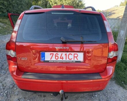 Червоний Вольво V50, об'ємом двигуна 2 л та пробігом 170 тис. км за 2790 $, фото 4 на Automoto.ua