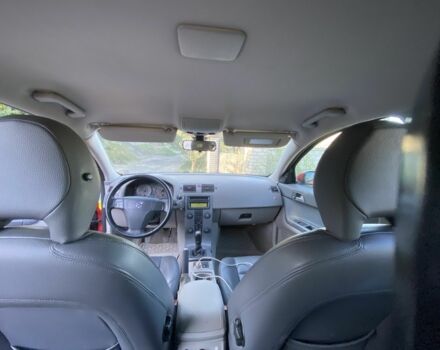 Красный Вольво В50, объемом двигателя 2 л и пробегом 170 тыс. км за 2800 $, фото 2 на Automoto.ua