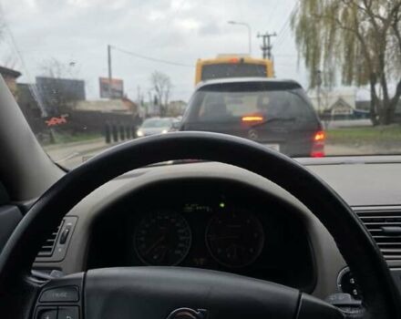 Красный Вольво В50, объемом двигателя 2 л и пробегом 170 тыс. км за 2780 $, фото 1 на Automoto.ua