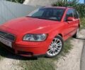 Червоний Вольво V50, об'ємом двигуна 2 л та пробігом 170 тис. км за 2790 $, фото 1 на Automoto.ua