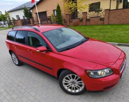 Червоний Вольво V50, об'ємом двигуна 2 л та пробігом 170 тис. км за 2790 $, фото 8 на Automoto.ua