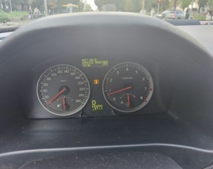 Червоний Вольво V50, об'ємом двигуна 2.4 л та пробігом 205 тис. км за 4500 $, фото 3 на Automoto.ua