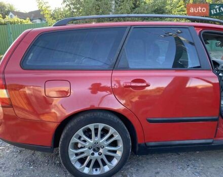 Красный Вольво В50, объемом двигателя 2 л и пробегом 170 тыс. км за 2780 $, фото 9 на Automoto.ua