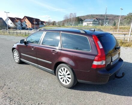 Червоний Вольво V50, об'ємом двигуна 2 л та пробігом 269 тис. км за 5500 $, фото 22 на Automoto.ua