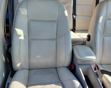 Червоний Вольво V50, об'ємом двигуна 2 л та пробігом 269 тис. км за 5500 $, фото 6 на Automoto.ua