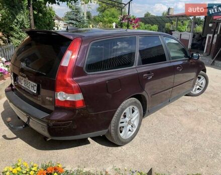 Вольво В50 2006 в Луцке на Automoto.ua Красный Вольво В50, объемом двигателя 2 л и пробегом 400 тыс. км за 5300 $, фото 29 на Automoto.ua