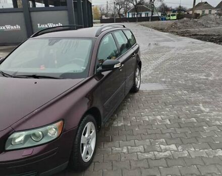 Червоний Вольво V50, об'ємом двигуна 2 л та пробігом 250 тис. км за 3350 $, фото 2 на Automoto.ua