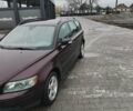 Червоний Вольво V50, об'ємом двигуна 2 л та пробігом 250 тис. км за 3350 $, фото 2 на Automoto.ua