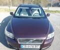 Червоний Вольво V50, об'ємом двигуна 2 л та пробігом 269 тис. км за 5500 $, фото 1 на Automoto.ua