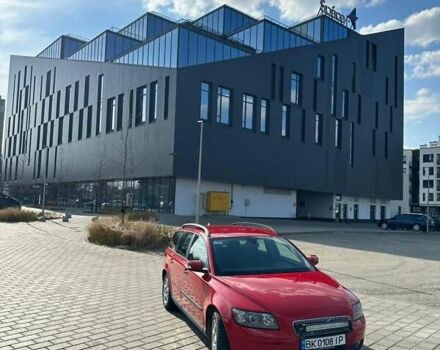 Красный Вольво В50, объемом двигателя 1.8 л и пробегом 281 тыс. км за 5300 $, фото 13 на Automoto.ua