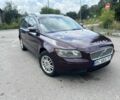 Красный Вольво В50, объемом двигателя 1.6 л и пробегом 320 тыс. км за 6000 $, фото 1 на Automoto.ua