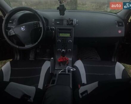 Красный Вольво В50, объемом двигателя 2 л и пробегом 244 тыс. км за 6200 $, фото 12 на Automoto.ua