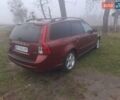 Красный Вольво В50, объемом двигателя 2 л и пробегом 244 тыс. км за 6200 $, фото 6 на Automoto.ua
