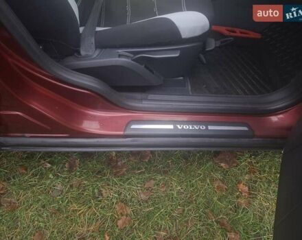 Красный Вольво В50, объемом двигателя 2 л и пробегом 244 тыс. км за 6200 $, фото 14 на Automoto.ua