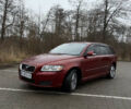 Красный Вольво В50, объемом двигателя 1.6 л и пробегом 253 тыс. км за 6900 $, фото 1 на Automoto.ua
