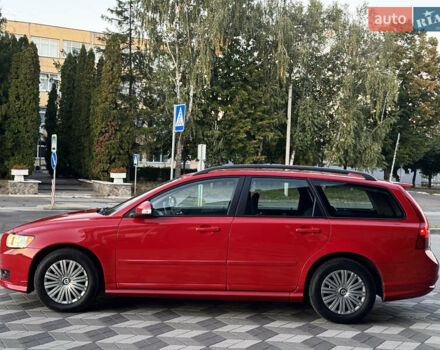 Червоний Вольво V50, об'ємом двигуна 1.6 л та пробігом 173 тис. км за 7700 $, фото 10 на Automoto.ua