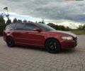 Красный Вольво В50, объемом двигателя 1.6 л и пробегом 211 тыс. км за 7400 $, фото 2 на Automoto.ua