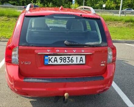 Вольво В50 2010 в Киеве на Automoto.ua Красный Вольво В50, объемом двигателя 1.6 л и пробегом 290 тыс. км за 8500 $, фото 5 на Automoto.ua