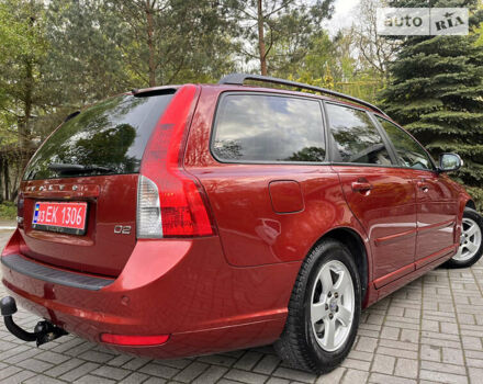 Червоний Вольво V50, об'ємом двигуна 1.6 л та пробігом 245 тис. км за 7850 $, фото 44 на Automoto.ua