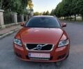 Красный Вольво В50, объемом двигателя 1.6 л и пробегом 251 тыс. км за 7950 $, фото 1 на Automoto.ua