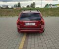 Красный Вольво В50, объемом двигателя 1.6 л и пробегом 211 тыс. км за 7400 $, фото 1 на Automoto.ua