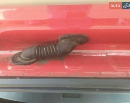 Красный Вольво В50, объемом двигателя 1.6 л и пробегом 312 тыс. км за 8350 $, фото 25 на Automoto.ua