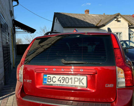 Красный Вольво В50, объемом двигателя 1.6 л и пробегом 190 тыс. км за 7200 $, фото 10 на Automoto.ua
