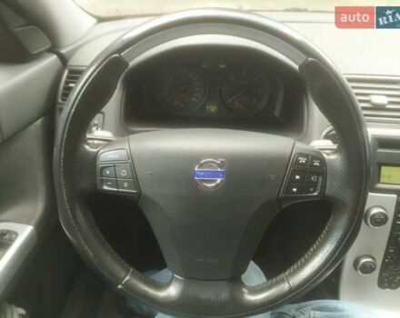 Красный Вольво В50, объемом двигателя 1.6 л и пробегом 312 тыс. км за 8350 $, фото 15 на Automoto.ua