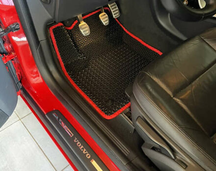 Красный Вольво В50, объемом двигателя 1.6 л и пробегом 270 тыс. км за 7999 $, фото 6 на Automoto.ua