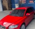 Красный Вольво В50, объемом двигателя 1.6 л и пробегом 280 тыс. км за 7800 $, фото 1 на Automoto.ua