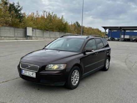 Вольво V50 2006 у Харкові на Automoto.ua Червоний Вольво V50, об'ємом двигуна 1.6 л та пробігом 298 тис. км за 3100 $, фото 1 на Automoto.ua