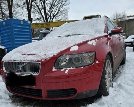 Червоний Вольво V50, об'ємом двигуна 2 л та пробігом 333 тис. км за 2400 $, фото 1 на Automoto.ua